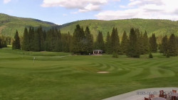 Sjezdovky, Golfové hřiště