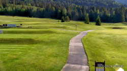 Sjezdovky, Golfové hřiště