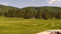Sjezdovky, Golfové hřiště