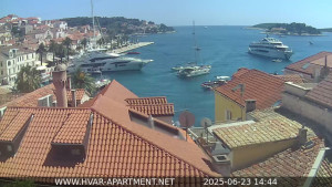 Hvar - Přístav Hvar - 23.6.2025 v 14:45