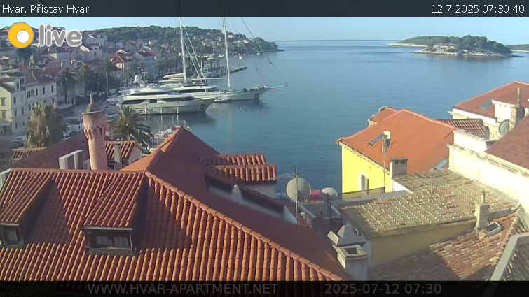 Hvar - Přístav Hvar - 12.7.2025 v 07:30