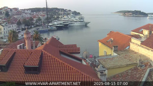 Hvar - Přístav Hvar - 15.8.2025 v 07:00