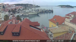Hvar - Přístav Hvar - 17.9.2025 v 06:45
