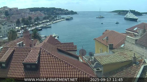 Hvar - Přístav Hvar - 17.9.2025 v 11:45