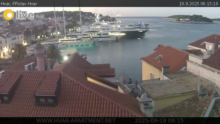 Hvar - Přístav Hvar - 18.9.2025 v 06:15