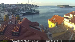 Hvar - Přístav Hvar - 29.9.2025 v 07:45