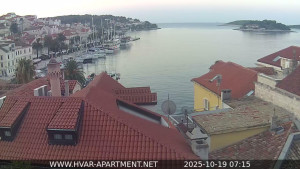 Hvar - Přístav Hvar - 19.10.2025 v 07:15
