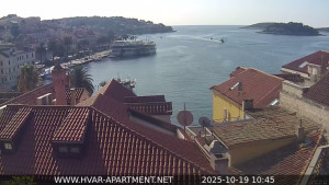 Hvar - Přístav Hvar - 19.10.2025 v 10:45