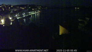 Hvar - Přístav Hvar - 5.11.2025 v 05:45