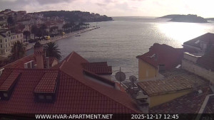 Hvar - Přístav Hvar - 17.12.2025 v 12:45