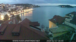 Hvar - Přístav Hvar - 17.12.2025 v 16:45