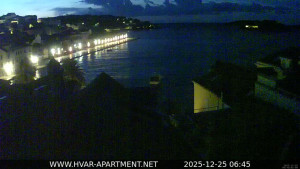 Hvar - Přístav Hvar - 25.12.2025 v 06:45