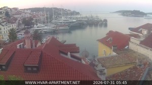 Hvar - Hafen Hvar - 31.7.2026 v 05:45 Hvar - Hafen Hvar - 31.7.2026 v 05:45