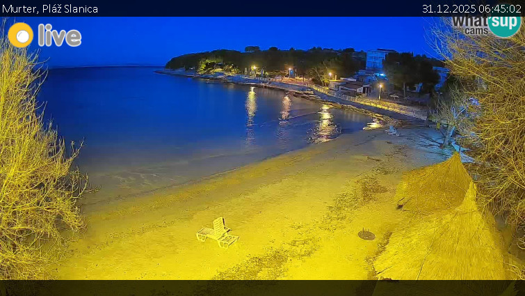 Murter - Pláž Slanica - 31.12.2025 v 06:45