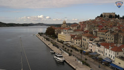 Nábřeží a město