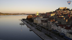 Nábřeží a město