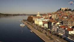 Nábřeží a město