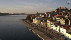 Nábřeží a město