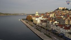 Nábřeží a město