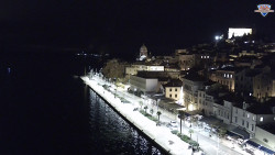 Nábřeží a město