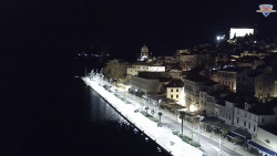 Nábřeží a město