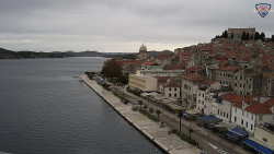 Nábřeží a město