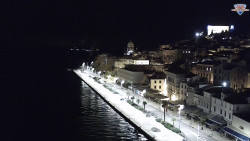 Nábřeží a město