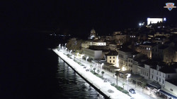 Nábřeží a město