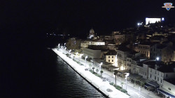 Nábřeží a město