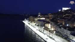 Nábřeží a město