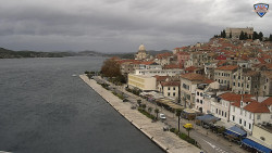 Nábřeží a město