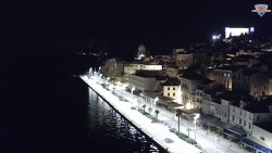 Nábřeží a město