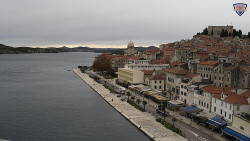 Nábřeží a město