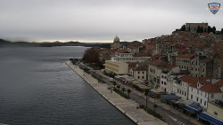 Nábřeží a město