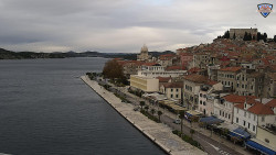 Nábřeží a město