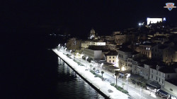 Nábřeží a město