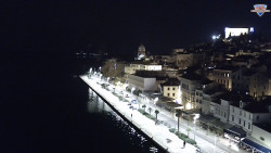 Nábřeží a město