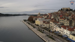 Nábřeží a město