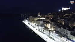 Nábřeží a město