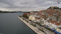 Nábřeží a město