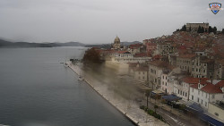 Nábřeží a město