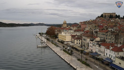 Nábřeží a město