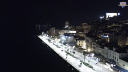 Nábřeží a město