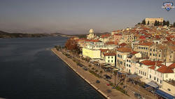 Nábřeží a město