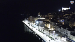 Nábřeží a město