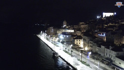 Nábřeží a město