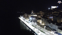 Nábřeží a město