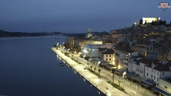 Nábřeží a město