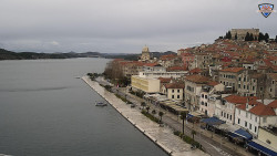 Nábřeží a město