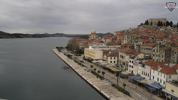 Nábřeží a město